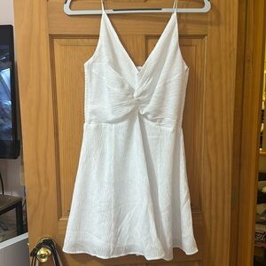 Abercrombie Women’s Twist front dress. So cute. Worn once. Perfect condition
